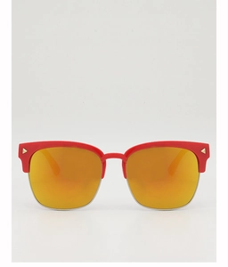 Détail de lunettes de soleil enfant demi-monture rouge avec verres miroirs orange