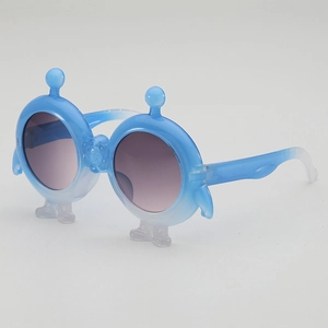 Kids Sunglasses Alien Monster Cartoon Shape PC Frame UV400 Protection Gradient Color Novelty Party Eyewear For Children