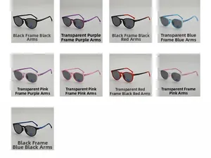 Neuf lunettes de soleil enfant aux couleurs acidulées avec montures et verres anti-UV