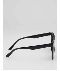 Detail view of glossy black square sunglasses frame and temple with model code WF1259
