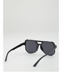 Detail view of model WF1202 black aviator sunglasses with classic double bridge design