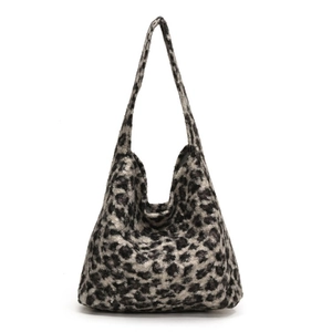 Sac fourre-tout chic en nylon à motif léopard avec texture peluche et larges anses