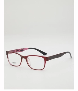 Gros plan détaillé d'une monture de lunettes TR90 carrée bordeaux avec marquage intérieur