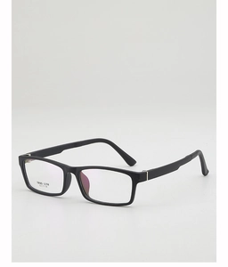 Detailaufnahme der TR90 Brille mit quadratischem Rahmen und silbernen Metallverzierungen