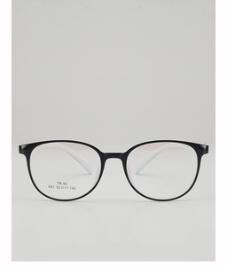 Detail view of TR90 round frame glasses showing the 52-17-142 size dimensions on the lens