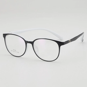Retro black and white TR90 round frame glasses with lightweight and flexible temple design