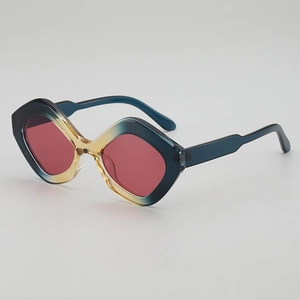 Lunettes de soleil géométriques oversize avec monture dégradée ambre et verres rouges