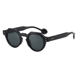 Retro black polygonal sunglasses with thick frames and premium geometric design