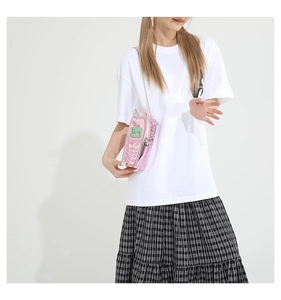 Pink retro cell phone crossbody bag in shiny patent leather with metal chain strap detail