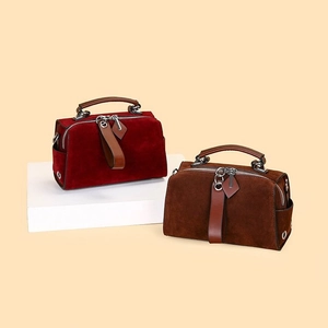 Borse a tracolla Boston vintage in velluto bordeaux e marrone scuro con manici in pelle