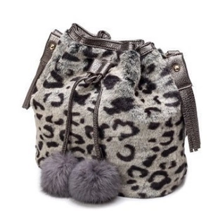 Women Faux Fur Bucket Bag Plush Drawstring Shoulder Crossbody Handbag With Pom Poms Tassels Winter Fashion