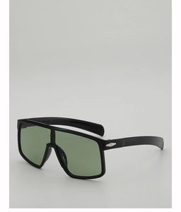 Détail de lunettes de soleil vintage avec monture noire et charnière métallique argentée