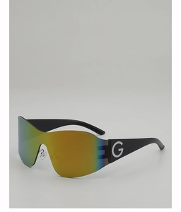 Detail of mirrored lens y2k sunglasses with silver metal letter G on black temple