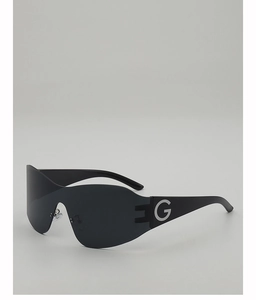 Detail view of the silver G logo on black temples of the shield cycling sunglasses