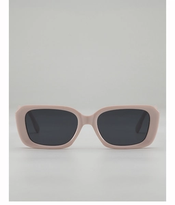 Vue frontale de lunettes de soleil rectangulaires vintage roses avec verres foncés