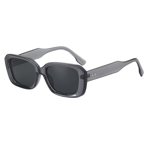 Lunettes de soleil carrées minimalistes gris translucide avec verres polarisés foncés
