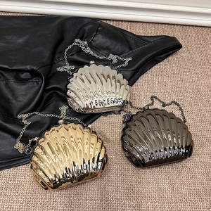 Pochette Da Sera Lucida In PVC Metallizzato A Forma Di Conchiglia Con Catena In Metallo Rimovibile Per Donna Elegante Borsa Da Festa
