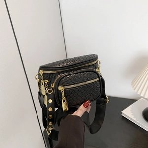 French style quilted crossbody bag in black leather with gold heart charm and rivet strap