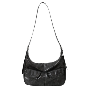 Schwarze Retro-Umhängetasche aus Kunstleder mit Doppeltaschen im minimalistischen Biker-Stil