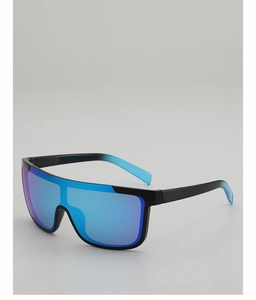 Detail of blue polarized lens on oversized sunglasses with a sleek black frame