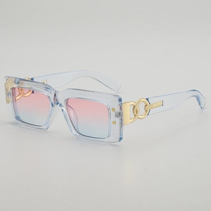 Lunettes De Soleil Rectangulaires Pour Femmes Rétro Monture PC Protection UV400 Branche Chaîne Métallique Or Y2K