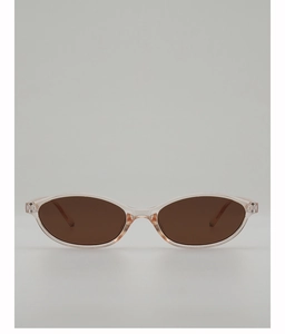 Detailansicht der Retro-Oval-Sonnenbrille mit rosa Rahmen und braunen Gläsern von vorne