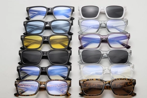 Collection de lunettes de soleil carrées oversize et montures optiques en couleurs variées