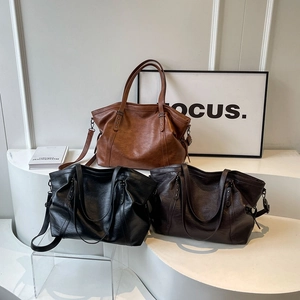 Sac Tote En Cuir PU Rétro Pour Femmes Grande Capacité Rivets Étoile Sac À Main Épaule Streetwear Bandoulière Casual