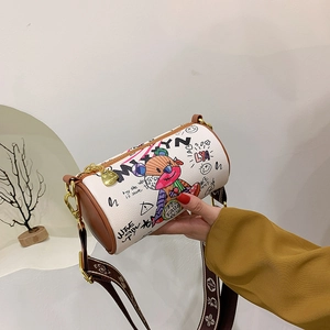 Sac cylindrique blanc avec motifs graffiti colorés et large bandoulière à motifs