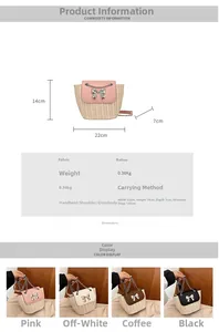 Détail du mini sac seau en paille avec nœud en métal en rose, beige et marron