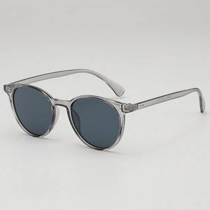 Retro quadratische kristallgraue Sonnenbrille mit dunkelgrauen Gläsern und UV-Schutz