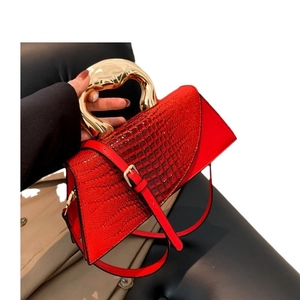 Red crocodile pattern PU leather handbag with artistic gold metal handle and shoulder strap