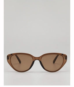 Detailed front view of retro cat-eye sunglasses with translucent brown resin frames