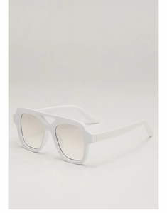 Detailed side view of retro white oversized square sunglasses with clear lenses