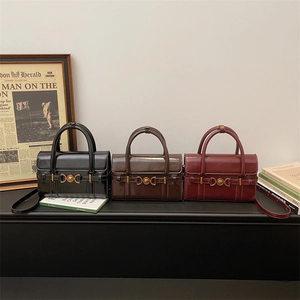 Sac À Épaule Vintage Femmes Sac À Main En Cuir PU Brillant Avec Boucle Coeur Dorée Sac Bandoulière Rétro Quotidien