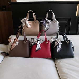 Women Elegant Handbag Litchi Texture PU Leather Shoulder Bag Satin Scarf Decor Versatile Large Capacity Daily Tote