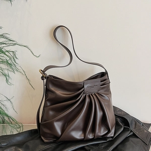 Retro dark brown pleated shoulder bag with vintage bronze rings and smooth leather finish