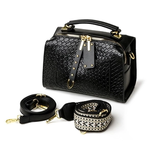 Sac à main vintage noir à motif quadrillé avec double fermeture éclair et bandoulière