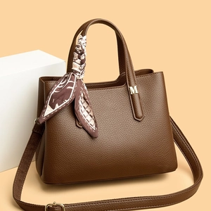 Borsa Da Donna In Pelle PU Con Grana Di Litchi Elegante Borsa Tote Con Sciarpa Decorativa E Dettaglio In Lettera Di Metallo