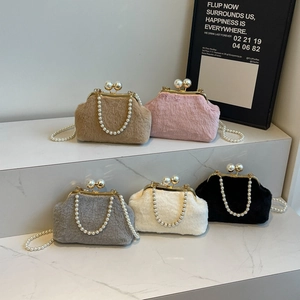 Sac De Soirée En Fausse Fourrure Pour Femmes Avec Poignée En Künstliche Perles Et Bandoulière Chaîne Pochette Peluche Hiver
