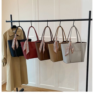 Litchi pattern leather tote bags in five colors with decorative handle scarves and straps