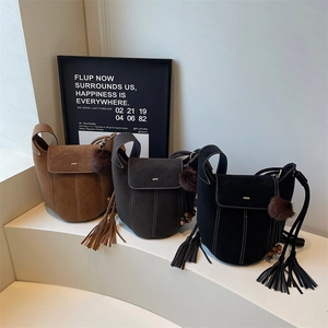 Retro Frosted Synthetic Leather Crossbody Bucket Bag For Women Contrast Stitching With Fur Ball Tassel Charm Minimalist Style