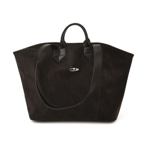 Klassische schwarze Tragetasche mit matter Textur und ovalem Metalldetail, Damenhandtasche