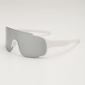 Lunettes de cyclisme sport blanches avec grand verre miroir monobloc et design enveloppant