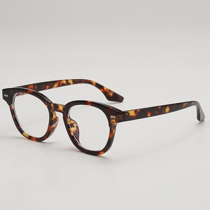 Retro round leopard print glasses frame made of premium acetate for a stylish look