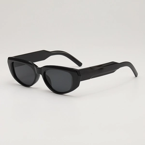 Cat Eye Sunglasses Retro Small Frame PC UV400 Protection Vintage Fashion Tortoise Shell Pattern Trendy Outdoor Travel