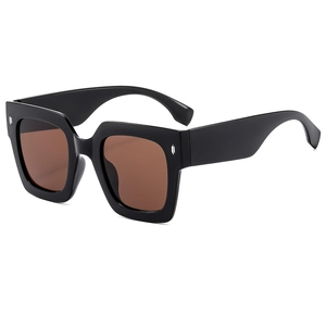 Retro Oversized Square Sunglasses UV400 Candy Color PC Frame With Metal Rivets For Women Men Party Streetwear Fashion