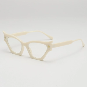 Fashionable retro cat-eye sunglasses with cream white frame and golden hinge accents
