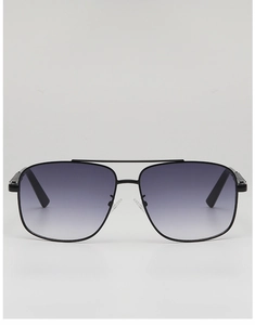 Classic pilot sunglasses with black metal double bridge frame and grey gradient lenses