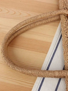 Sac fourre-tout en paille tissé à la main avec anses rondes pour style plage d'été
